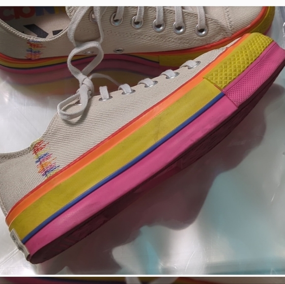 Converse Chuck Taylor All Star Lift Low Rainbow Vintage 🌈 White size 7 - Picture 3 of 16